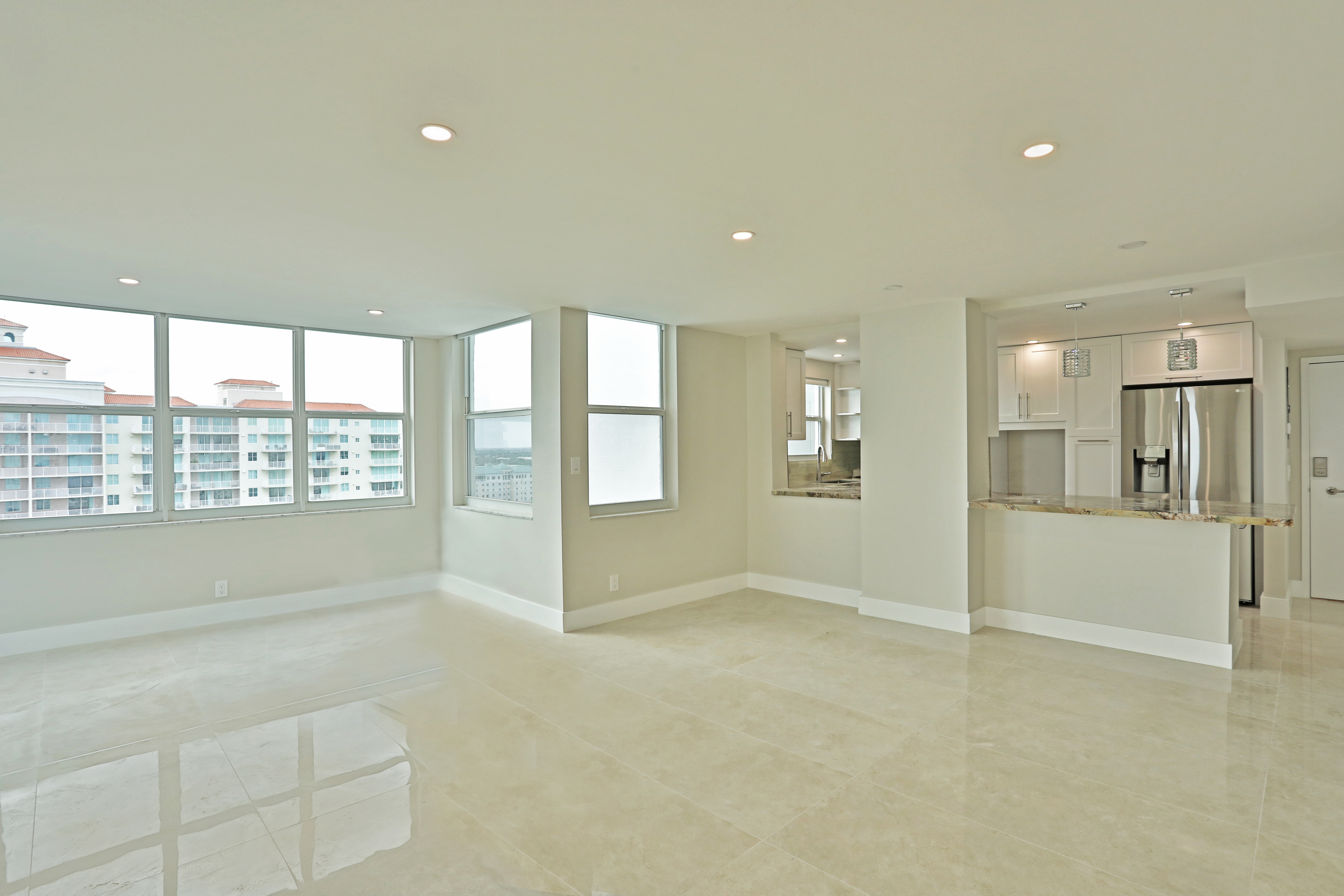 Condo003r