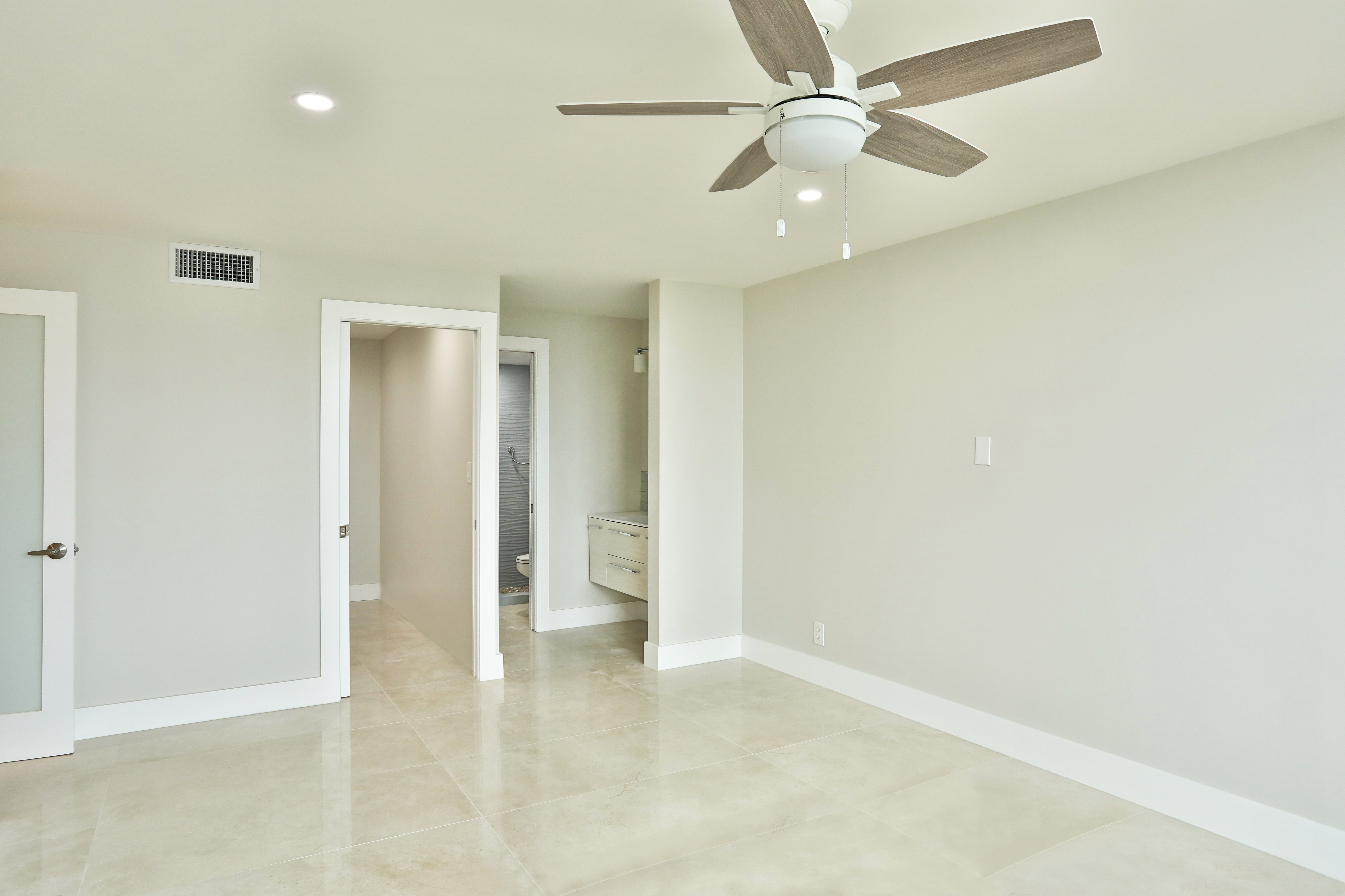 Condo016r